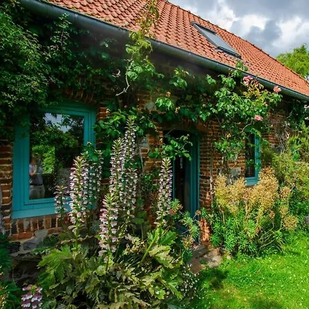 La Petite Maison Hébergement de vacances *
